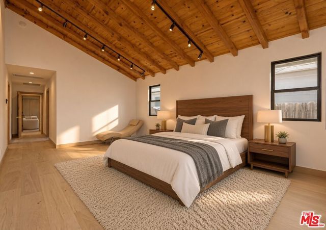 2407 Guthrie Drive, Los Angeles, CA 90034