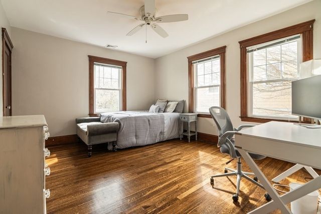 38 Saint Gregory 38, Boston, MA 02124