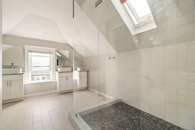 38 Saint Gregory 38, Boston, MA 02124