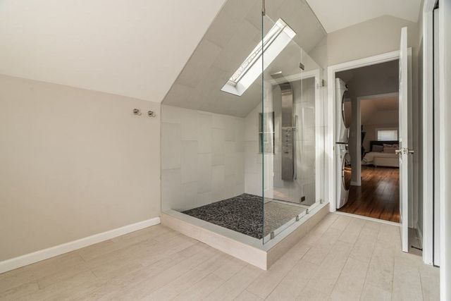 38 Saint Gregory 38, Boston, MA 02124