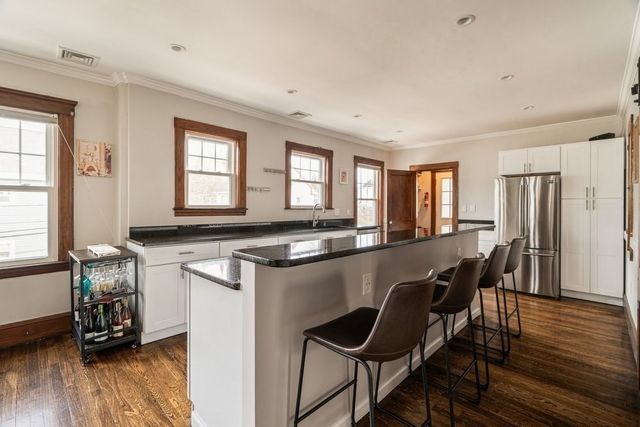 38 Saint Gregory 38, Boston, MA 02124