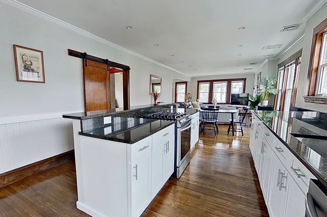 38 Saint Gregory 38, Boston, MA 02124