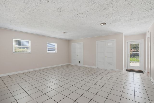 455 Laramie Dr., San Antonio, TX 78209