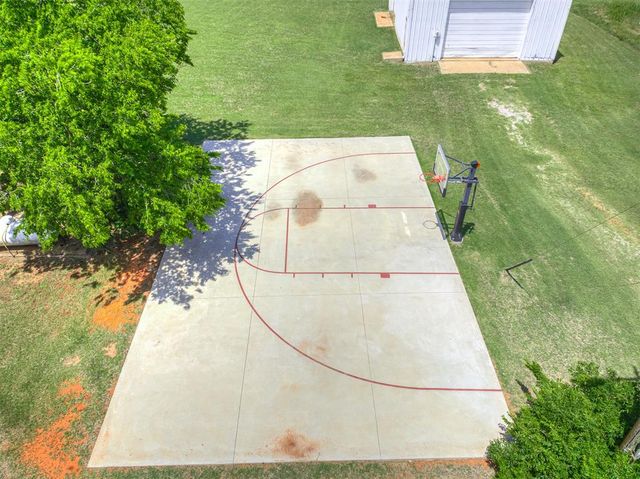 1003 N Euclid Avenue, Cashion, OK 73016