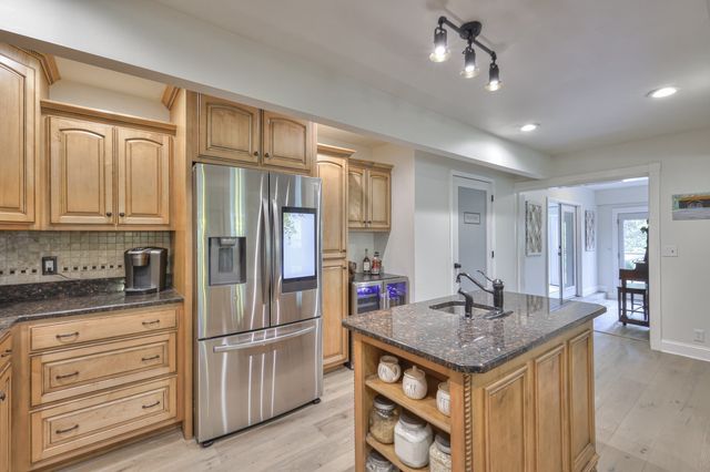 1880 E Compton Rd, Murfreesboro, TN 37130