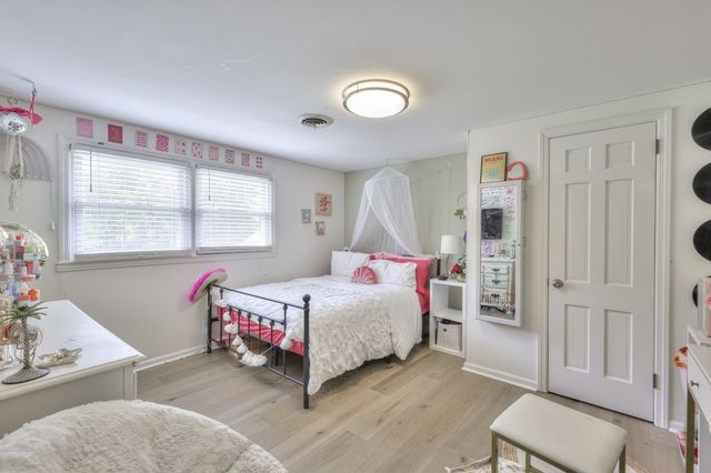 1880 E Compton Rd, Murfreesboro, TN 37130