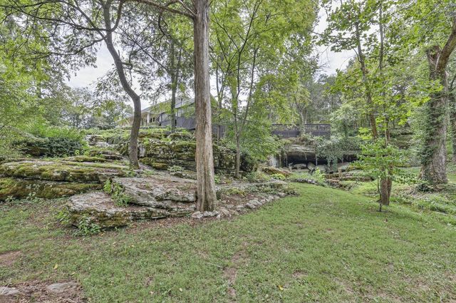 1880 E Compton Rd, Murfreesboro, TN 37130