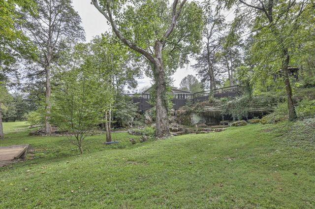 1880 E Compton Rd, Murfreesboro, TN 37130