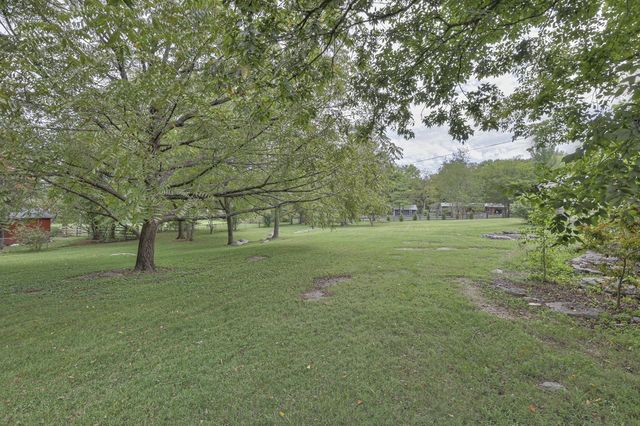 1880 E Compton Rd, Murfreesboro, TN 37130