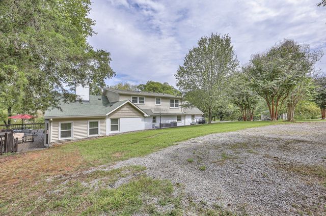 1880 E Compton Rd, Murfreesboro, TN 37130