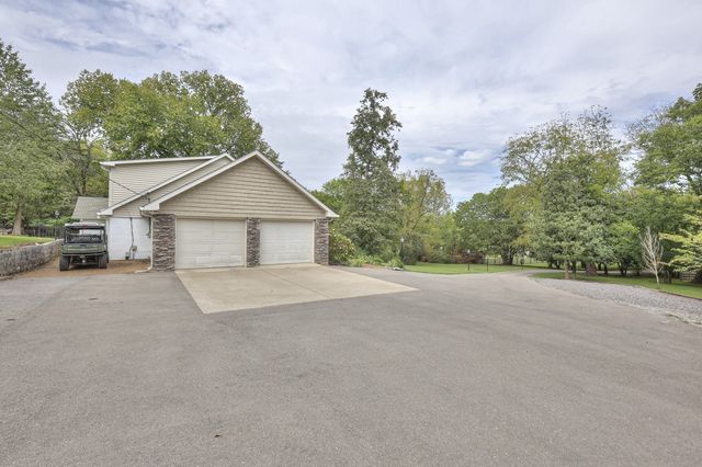 1880 E Compton Rd, Murfreesboro, TN 37130