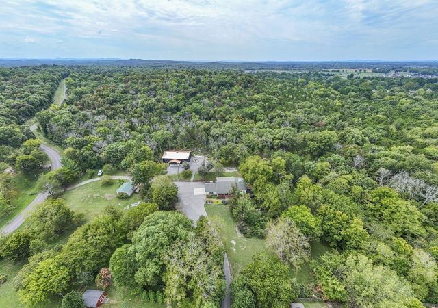 1880 E Compton Rd, Murfreesboro, TN 37130