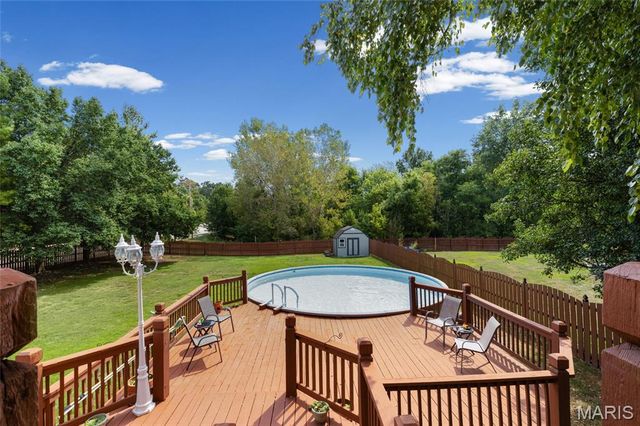 100 Quiet Grove Court, St Peters, MO 63376