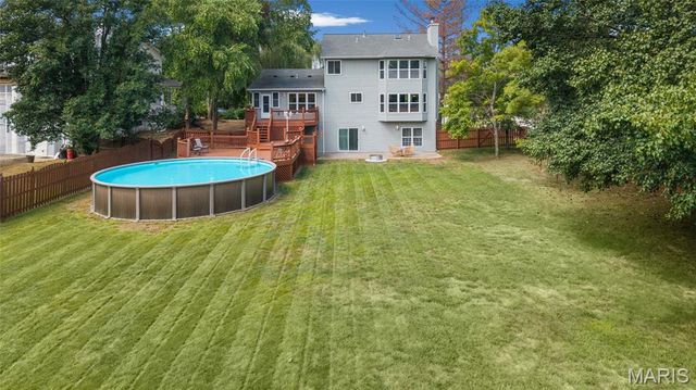 100 Quiet Grove Court, St Peters, MO 63376