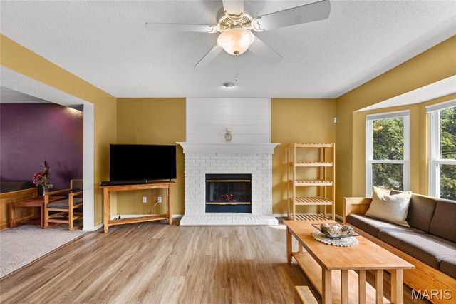 100 Quiet Grove Court, St Peters, MO 63376