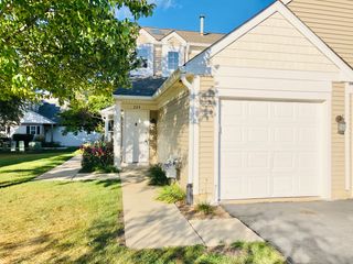 2903 Bartlett Court 204, Naperville, IL 60564