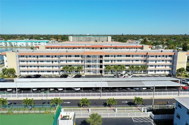 3128 59TH STREET S 211, Gulfport, FL 33707