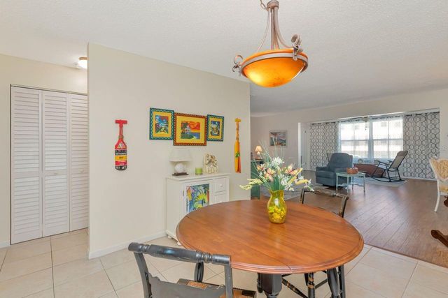 3128 59TH STREET S 211, Gulfport, FL 33707