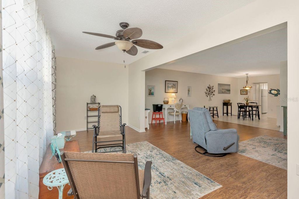 Image 17 of property listing at 3128 59TH STREET S 211, Gulfport, FL 33707