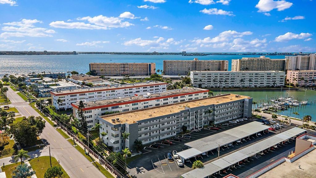 Image 45 of property listing at 3128 59TH STREET S 211, Gulfport, FL 33707