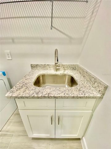 10002 MASSEY STREET, Orlando, FL 32825