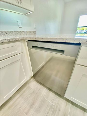 10002 MASSEY STREET, Orlando, FL 32825