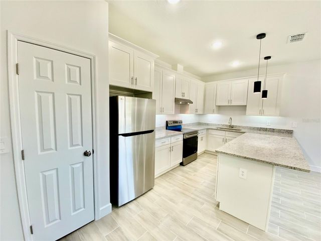 10002 MASSEY STREET, Orlando, FL 32825