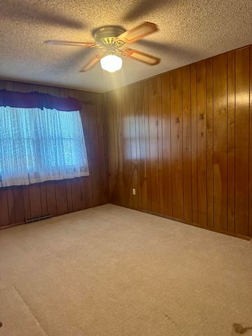 204 State Street, Greenfield, MO 65661