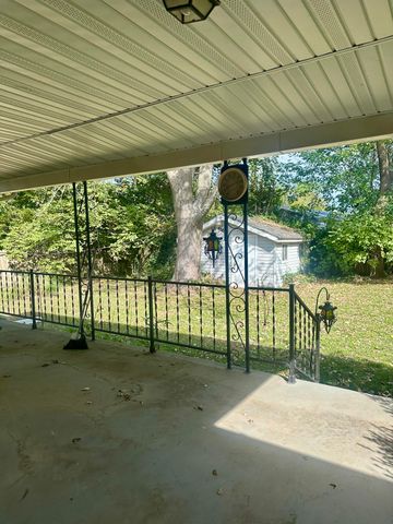 204 State Street, Greenfield, MO 65661