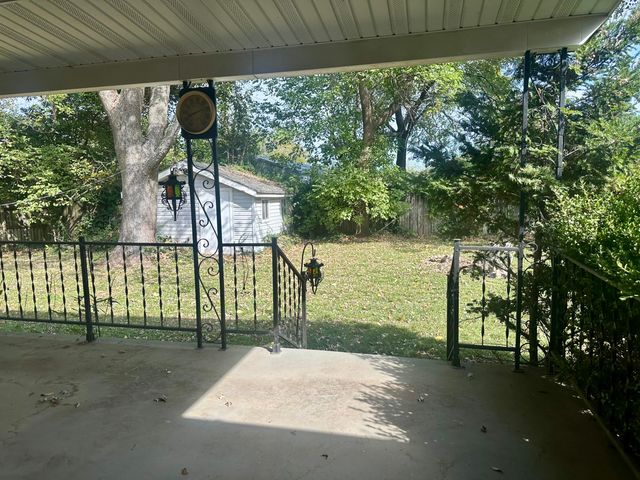 204 State Street, Greenfield, MO 65661