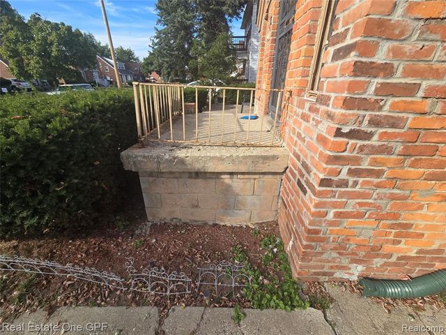 15762 Ferguson Street, Detroit, MI 48227