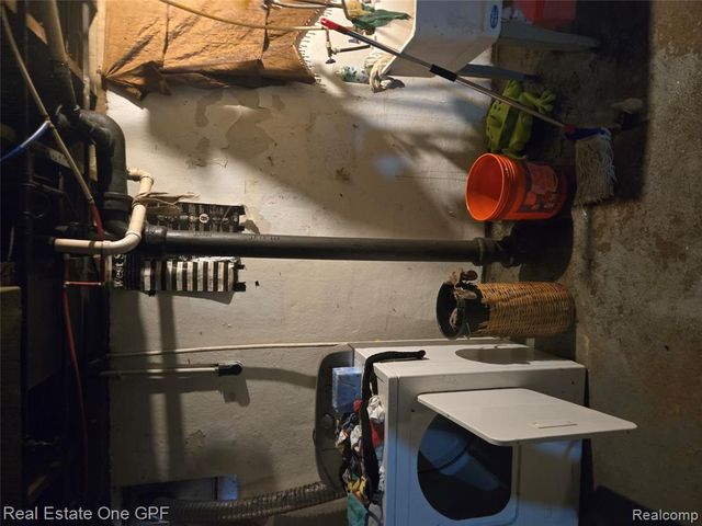 15762 Ferguson Street, Detroit, MI 48227