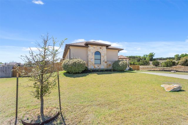 1007 Saddle Bluff Drive, Salado, TX 76571