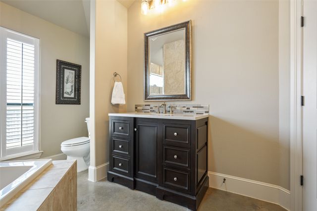 1007 Saddle Bluff Drive, Salado, TX 76571