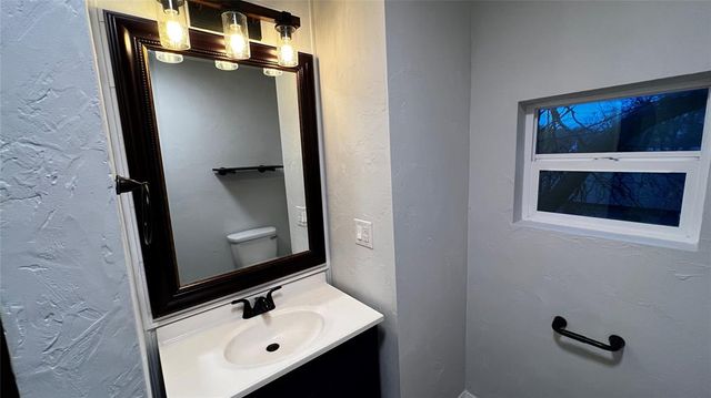 504 W Adams Street, Purcell, OK 73080