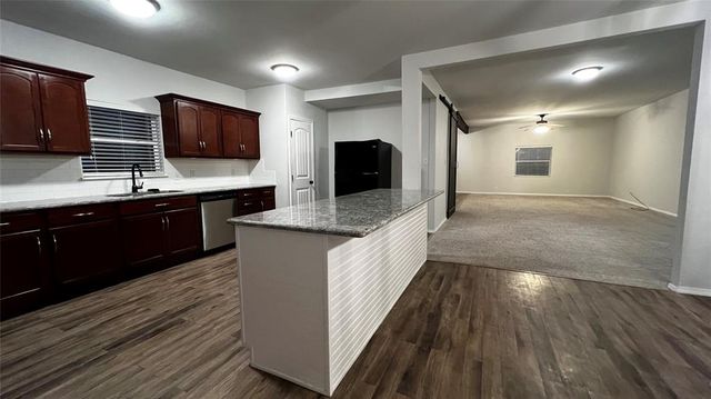 504 W Adams Street, Purcell, OK 73080