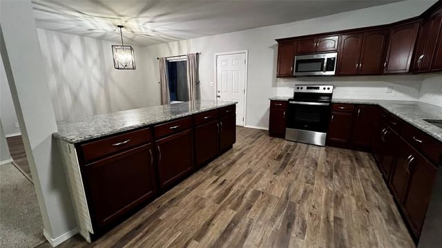 504 W Adams Street, Purcell, OK 73080