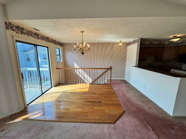 29 Krinsky Ct, Mahwah Twp., NJ 07430