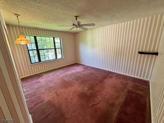 29 Krinsky Ct, Mahwah Twp., NJ 07430