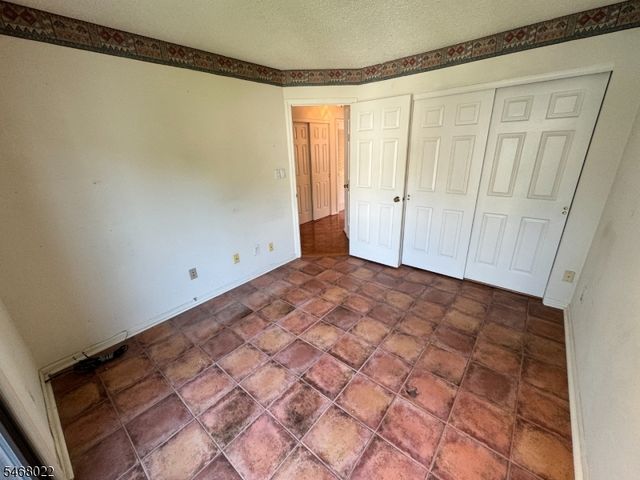 29 Krinsky Ct, Mahwah Twp., NJ 07430
