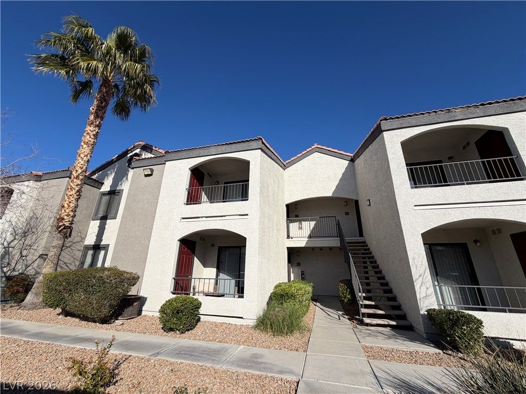 950 Seven Hills Drive 227, Henderson, NV 89052