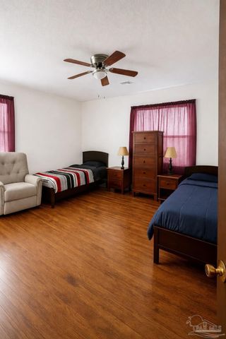 2517 W La Rua St, Pensacola, FL 32505