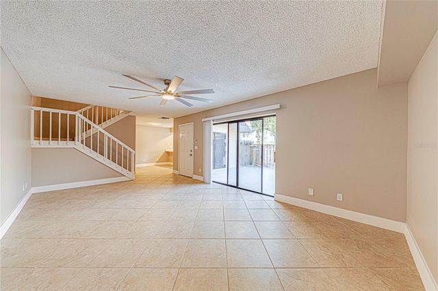 921 ROYAL OAK BOULEVARD, Leesburg, FL 34748