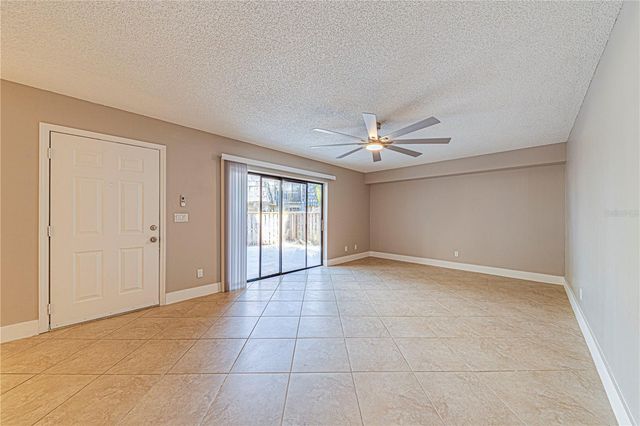 921 ROYAL OAK BOULEVARD, Leesburg, FL 34748