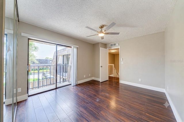 921 ROYAL OAK BOULEVARD, Leesburg, FL 34748