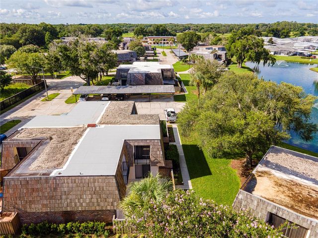 921 ROYAL OAK BOULEVARD, Leesburg, FL 34748