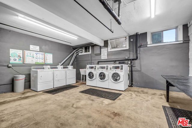 325 W 3rd Street 410, Long Beach, CA 90802