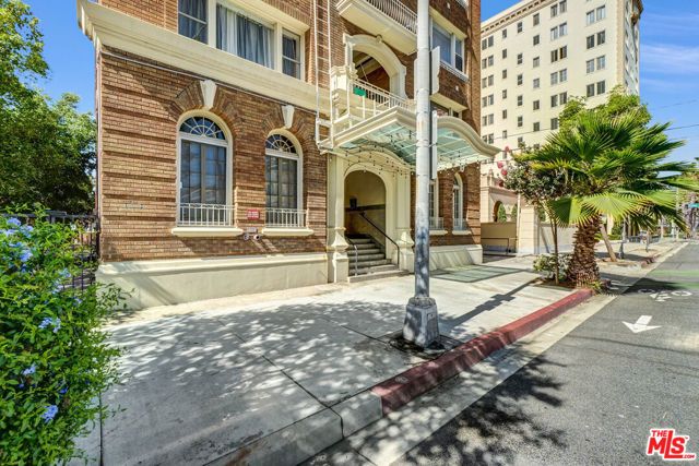 325 W 3rd Street 410, Long Beach, CA 90802