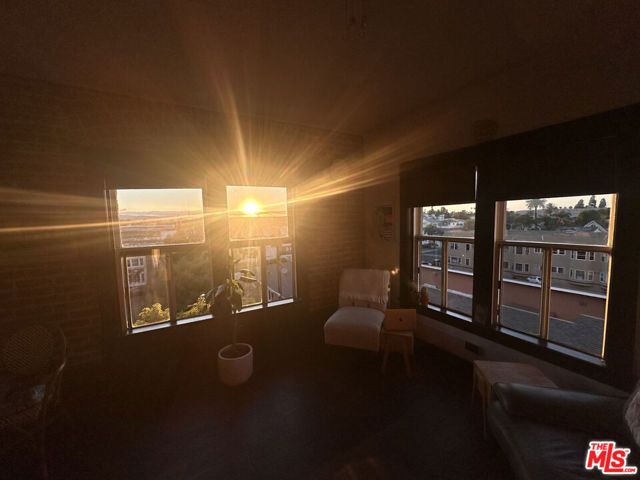 325 W 3rd Street 410, Long Beach, CA 90802