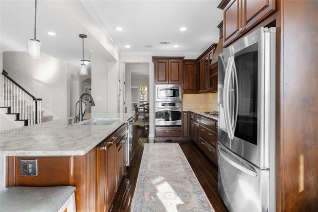 220 Mediterra PT, Austin, TX 78732